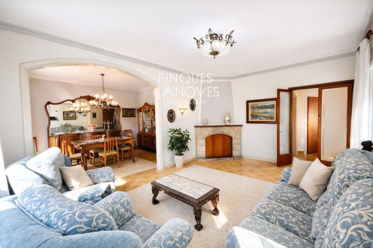 Oportunitat única: Casa a un pas del centre i de l’Estany de Banyoles.