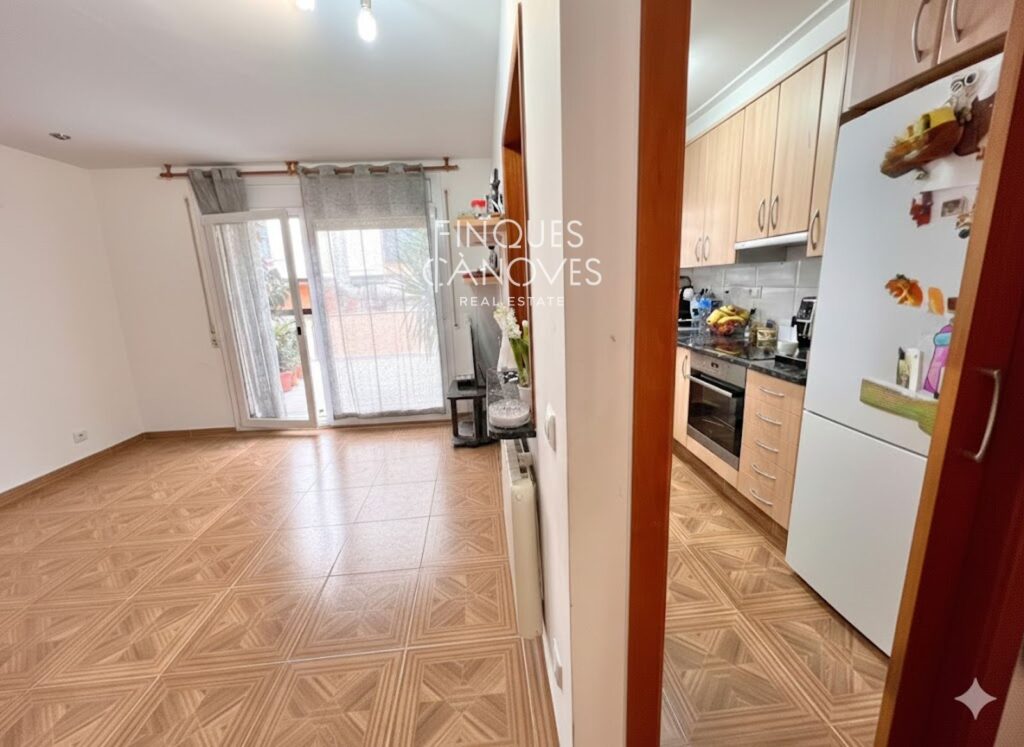 Pis amb ingressos garantits al centre de Banyoles per a inversors