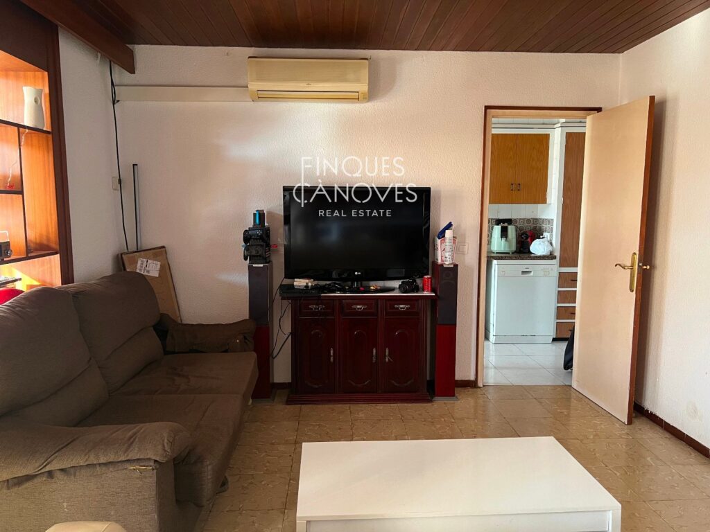 Pis amb vistes al riu Onyar al barri de Vista Alegre de Girona