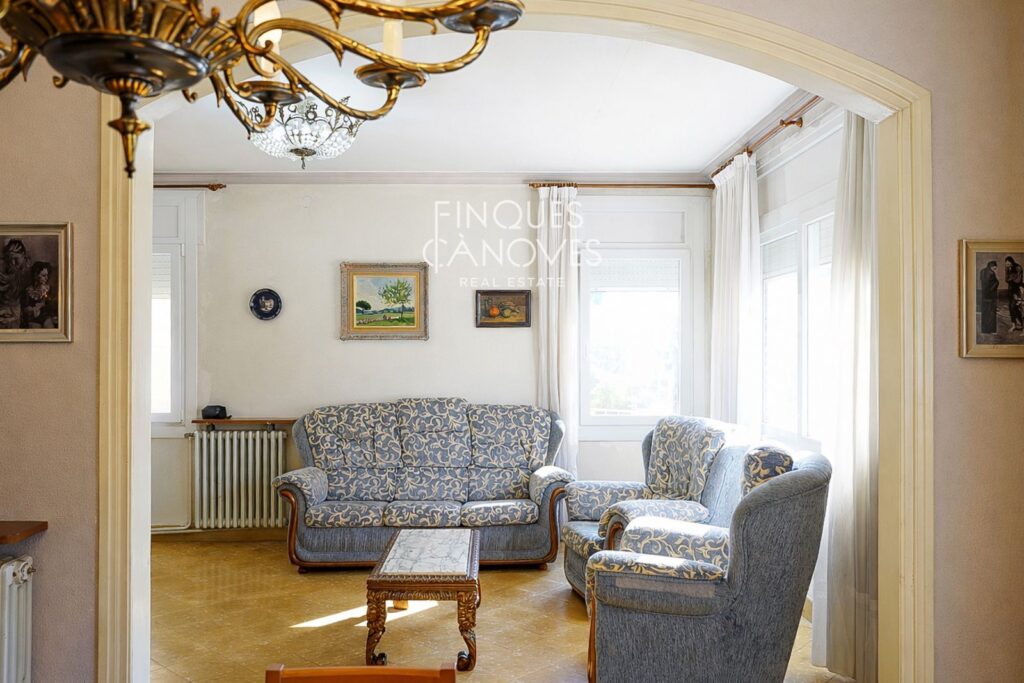 Oportunitat única: Casa a un pas del centre i de l’Estany de Banyoles.