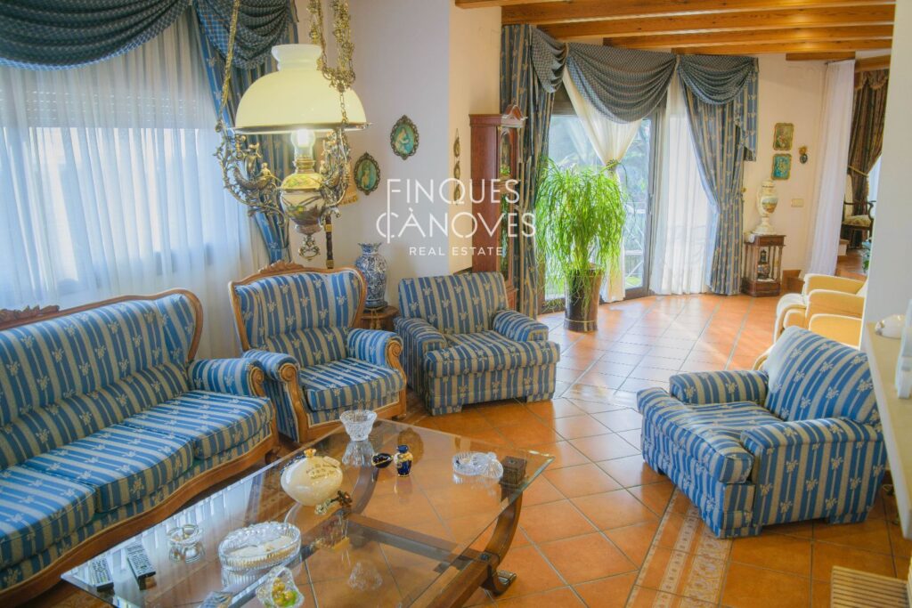 Casa exclusiva amb piscina, vistes i apartament independent a Vistamar – Blanes