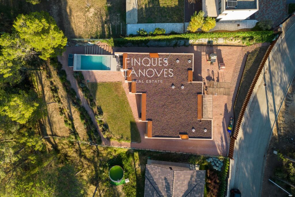 Exclusiu habitatge de disseny a Sant Julià de Ramis, Girona