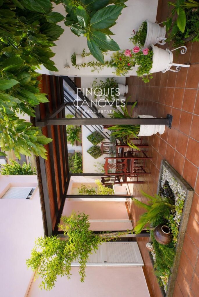 Acollidora casa de 145 m² al centre de Bescanó