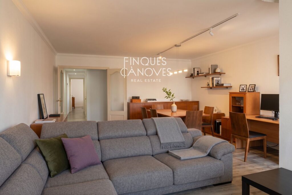 Pis en venda al Carrer Sant Antoni, Palamós | 110 m² – 4 hab. – Terrassa